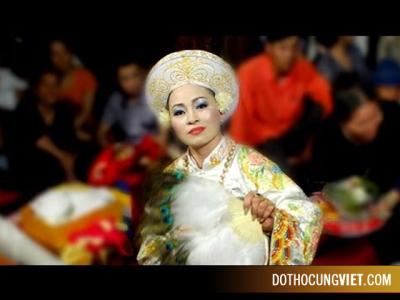 Sự tích cô Bơ và chầu văn hát hầu đồng giá cô Bơ