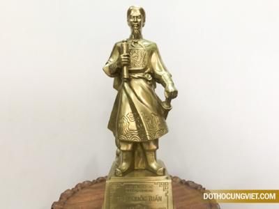 Hướng dẫn đặt tượng Trần Hưng Đạo trấn trạch đúng phong thủy