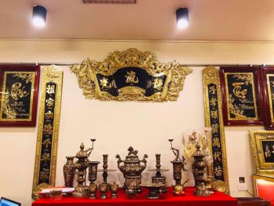 Bài trí lư hương đặt trước hay sau bát hương trên ban thờ gia tiên?