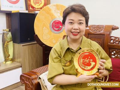 Cách chọn quà tặng bằng đồng làm quà tặng