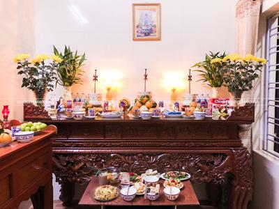 Bát hương bà Cô, ông Mãnh đặt bên nào, kê như thế nào cho đúng?
