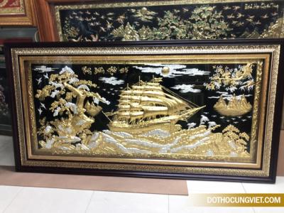 Hướng dẫn cách treo tranh đồng cho phòng khách kích may mắn, tài lộc