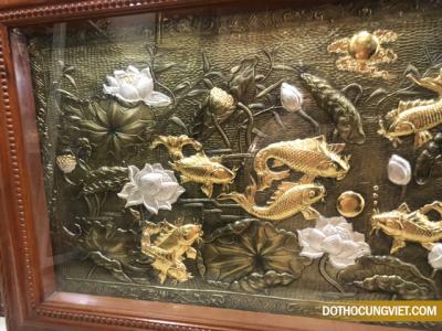 Tranh cửu ngư quần hội hợp với tuổi nào theo phong thủy?