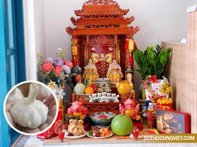 Đặt thêm tượng gì trên ban thờ Thần Tài để tăng thêm tài lộc và may mắn?