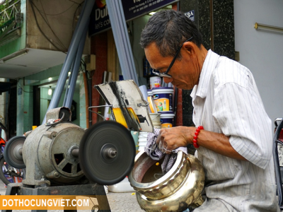 Dịch vụ đánh bóng lư đồng tại nhà giá rẻ