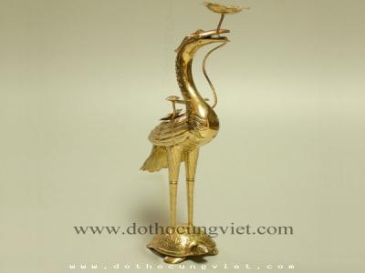 Hạc thờ là gì? Ý nghĩa của hạc thờ trên bàn thờ gia tiên