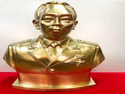 Ý nghĩa tượng đồng Đại tướng Võ Nguyên Giáp