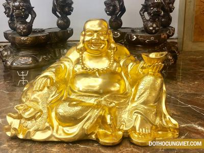 Vị trí đặt tượng Phật Di Lặc bằng đồng hút tài lộc cho gia chủ